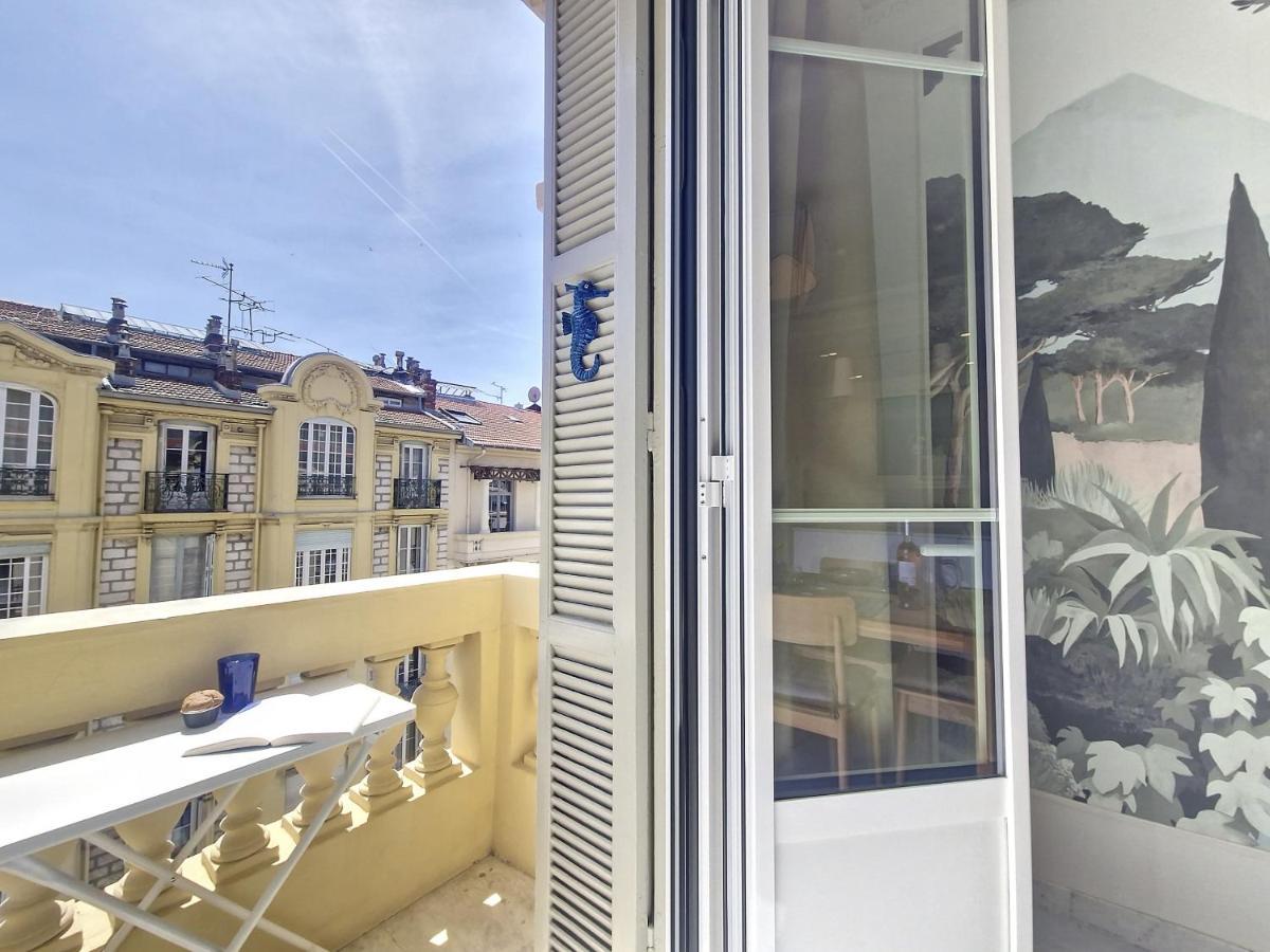 Nestor&jeeves - Seahorse - - Proche * Nizza